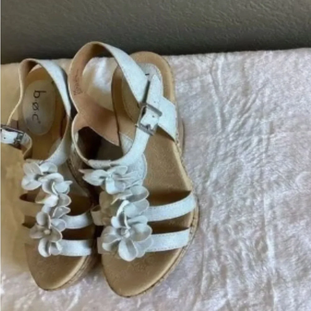 B.O.C floral sandal Size: 9M
